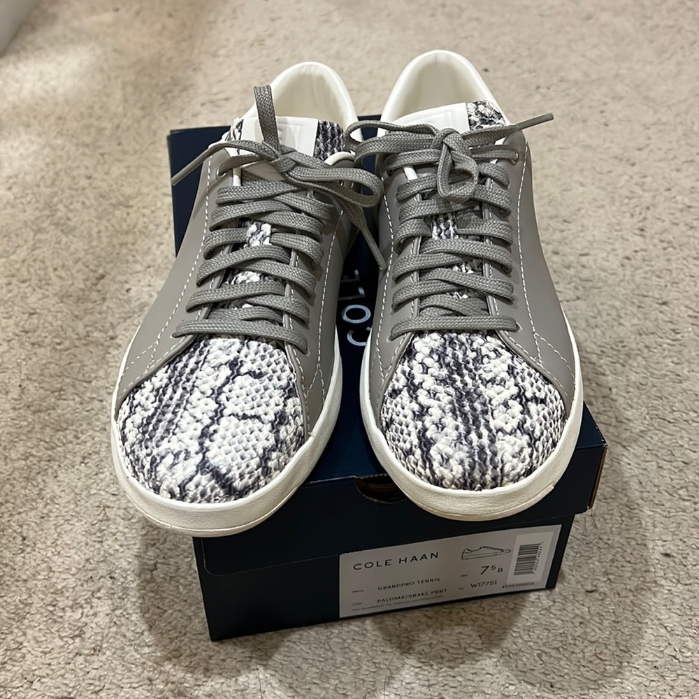 New Cole Haan Grandpro Tennis snake print sneakers Sz 7.5